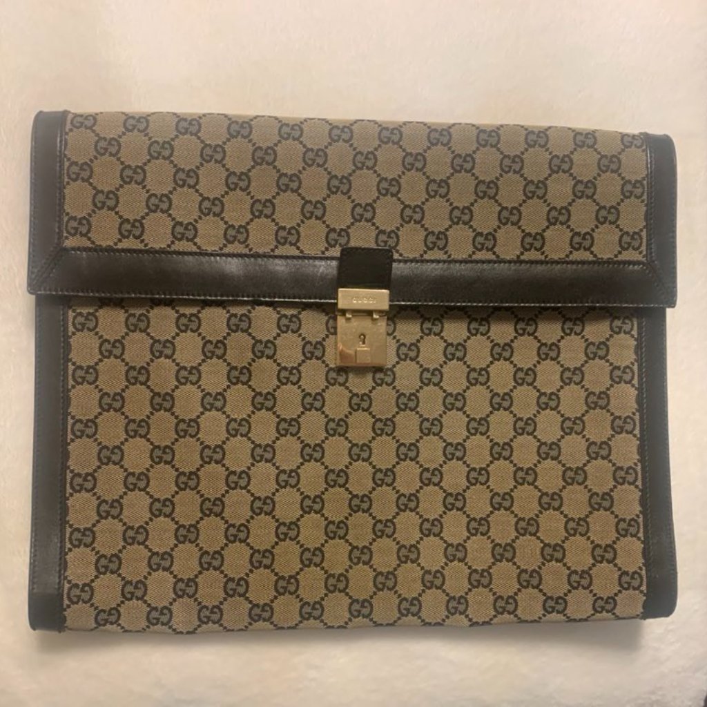 Vintage Authentic Gucci Envelope Portfolio  Document Holder